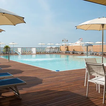 Cambridge Szálloda Lido di Jesolo