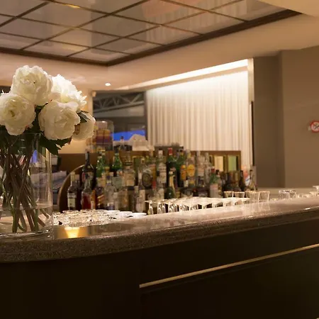 فندق Cambridge ليدو دي يسولو