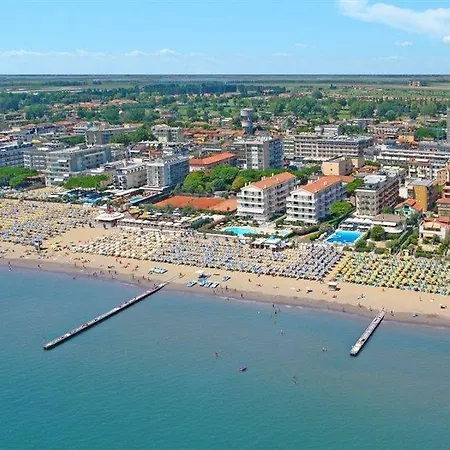 Szálloda Cambridge 4*
