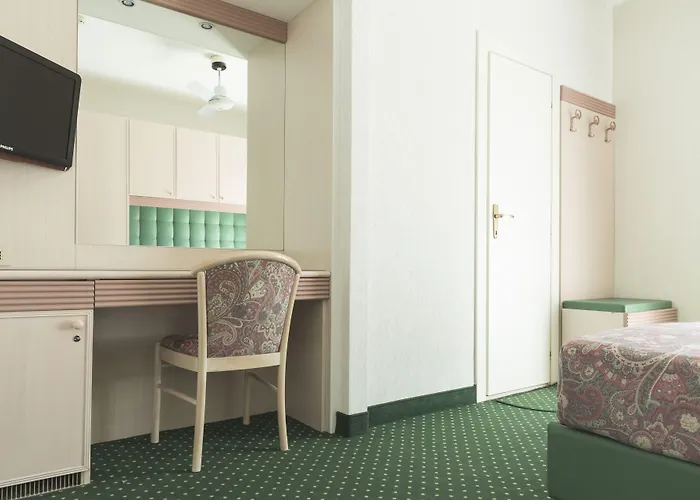 Hotel Cambridge 4*