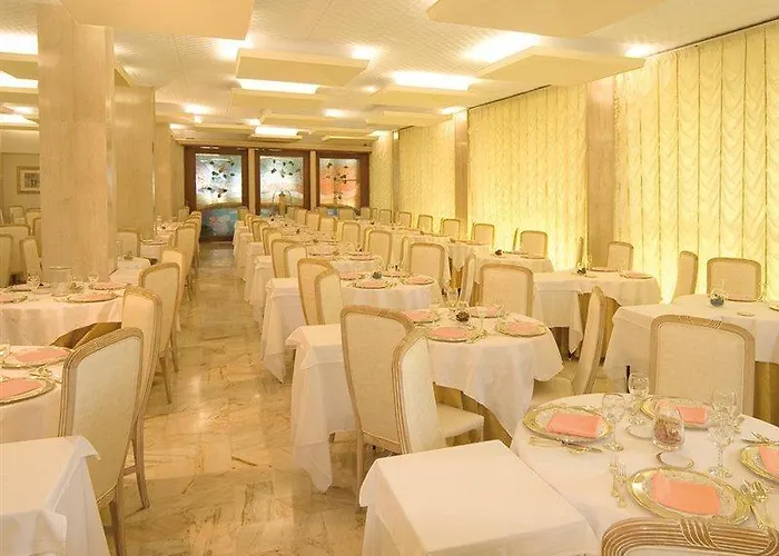 מלון Cambridge 4*