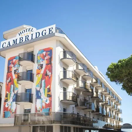 Cambridge 4* ليدو دي يسولو