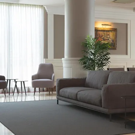 Hotel Cambridge 4*