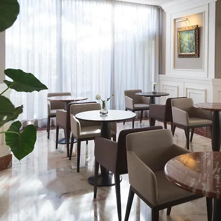 Hotel Cambridge 4*