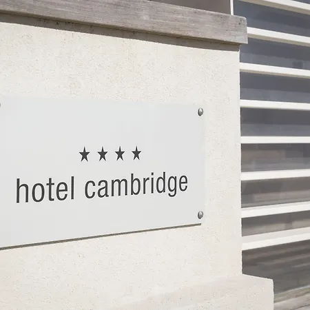 호텔 Cambridge 리도 디 예솔로